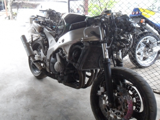 ขาย FZR 400 3TJ ไปปั้นต่อ หรือไว้ทำอะหลั่ย รถสตาร์ทติด เดินเบานิ่ง (มีคลิปให้ชมครับ) ขาย FZR 400 3TJ ไปปั้นต่อ หรือไว้ทำอะหลั่ย รถสตาร์ทติด เดินเบานิ่ง (มีคลิปให้ชมครับ)