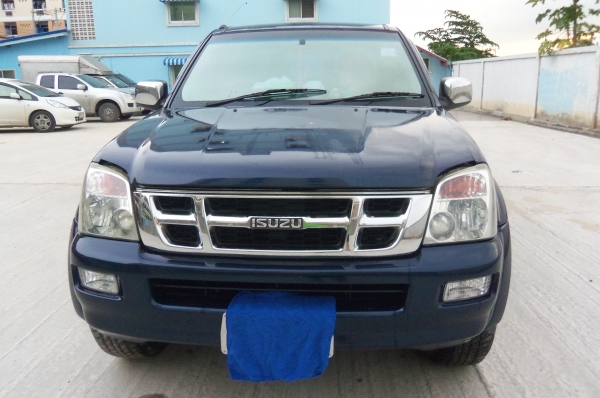 ด่วน ISUZU 4 ประตู 3.0 Turbo, 4 WD ปี 2003