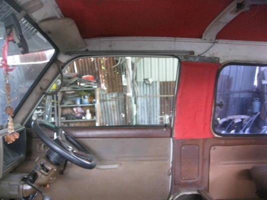 ขายรถตู้ โตโยต้า เครื่อง 2.4 ราคาถูก 65000 ฟิตเครื่องใหม่ทั้งหมด