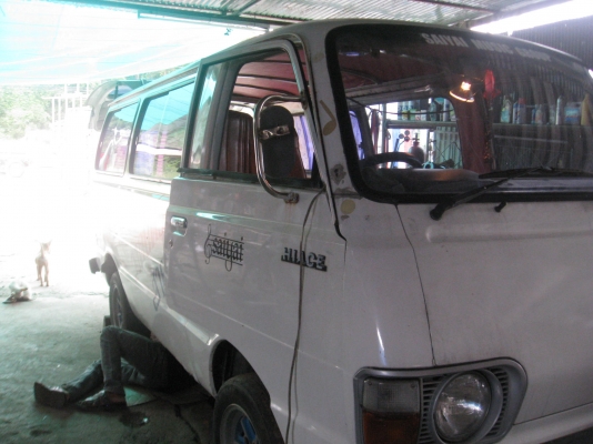 ขายรถตู้ โตโยต้า เครื่อง 2.4 ราคาถูก 65000 ฟิตเครื่องใหม่ทั้งหมด