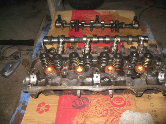 ขายรถตู้ โตโยต้า เครื่อง 2.4 ราคาถูก 65000 ฟิตเครื่องใหม่ทั้งหมด