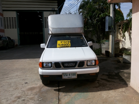 รถ Isuzu Spark  ตอนเดียว สีขาว พร้อมหลังคา  สภาพสวยพร้อมใช้งาน