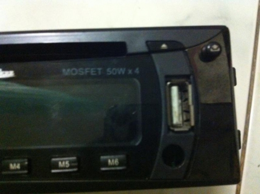 ขายวิทยุติดรถ FM DVD MP3 USB SD การ์ด มีรีโมทย์ จัดส่งได้ครับ สภาพพอใช้