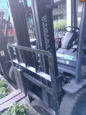 Toyota Forklift รุ่น 8 Model 8FD25 เครื่องดีเซล ปี 2008