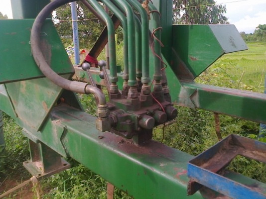 เครื่องคีบอ้อยสามารถ เครื่องคีบอ้อยสามารถ