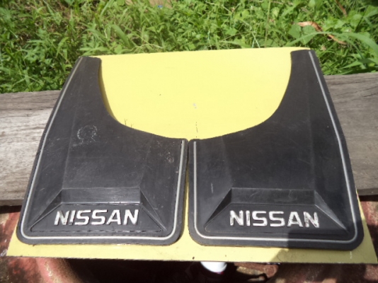 ขายพวงมาลัย /กันโคลน อะไหล่รถยนต์ และอื่นๆๆ