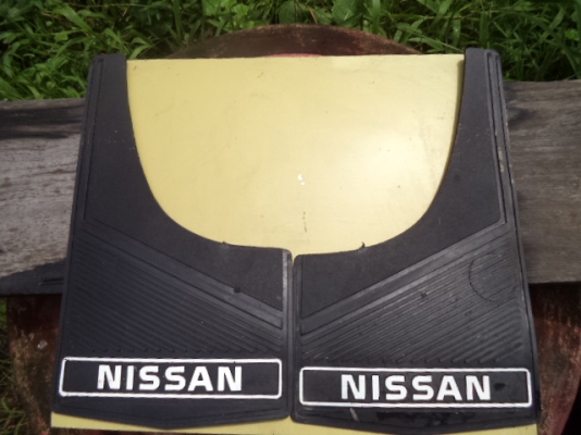 ขายพวงมาลัย /กันโคลน อะไหล่รถยนต์ และอื่นๆๆ