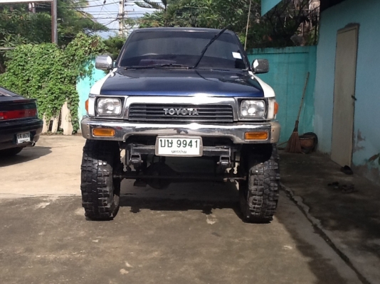 ขายคานแข็ง TOYOTA    LN 90  เครื่อง 3L  2.8 CC 4WD ปี 1994