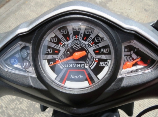 4 เดือน.. Suzuki Skydrive หัวฉีด ลายใหม่ เดิมดี ไม่มีบิวด์ เพียง 23,900 บาท (ชุดโอนพร้อม) 4 เดือน.. Suzuki Skydrive หัวฉีด ลายใหม่ เดิมดี ไม่มีบิวด์ เพียง 23,900 บาท (ชุดโอนพร้อม)