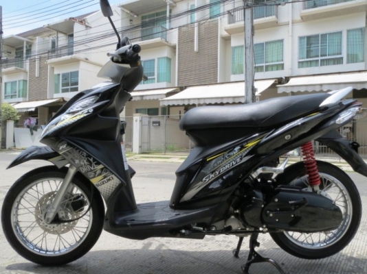 4 เดือน.. Suzuki Skydrive หัวฉีด ลายใหม่ เดิมดี ไม่มีบิวด์ เพียง 23,900 บาท (ชุดโอนพร้อม) 4 เดือน.. Suzuki Skydrive หัวฉีด ลายใหม่ เดิมดี ไม่มีบิวด์ เพียง 23,900 บาท (ชุดโอนพร้อม)