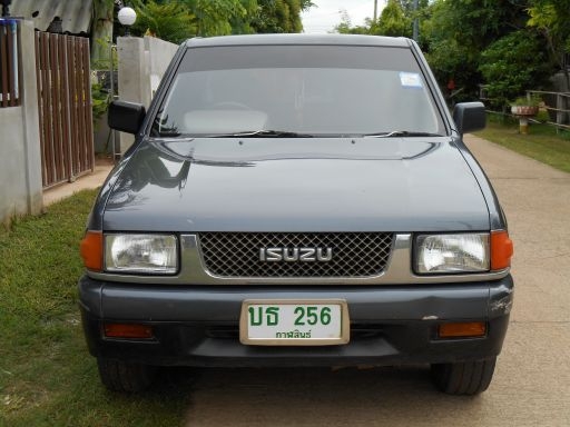 ขายรถบ้าน  ISUZU TFR SL 2500di ปี37  ภายในสวย กระบะไม่ผุ สีเดิมจากโรงงาน ต่อรองได้ครับ