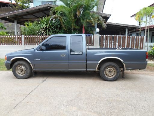 ขายรถบ้าน  ISUZU TFR SL 2500di ปี37  ภายในสวย กระบะไม่ผุ สีเดิมจากโรงงาน ต่อรองได้ครับ