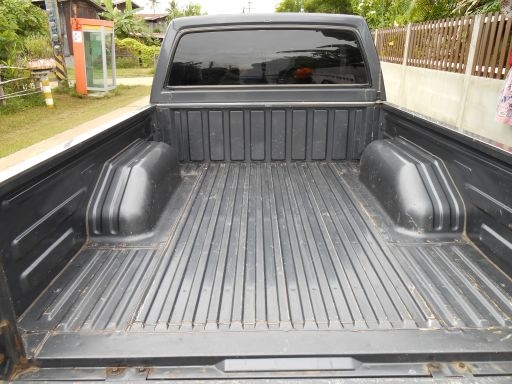 ขายรถบ้าน  ISUZU TFR SL 2500di ปี37  ภายในสวย กระบะไม่ผุ สีเดิมจากโรงงาน ต่อรองได้ครับ