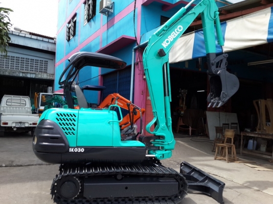 ขาย รถขุด KOBELCO รุ่น SK030 มือสองญี่ปุ่น