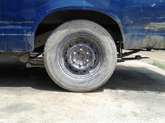 datsun 720 เครื่อง ld   30000 เอาไปเลยคับ ต่ออีแต๋นก็ดี