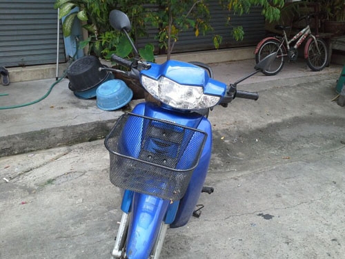 wave 100 ปี 47 สีน้ำเงิน รถบ้าน สภาพเดิม ลูกค้าเอามาเทิร์น ราคาเบาๆ เอกสารครบถ้วน