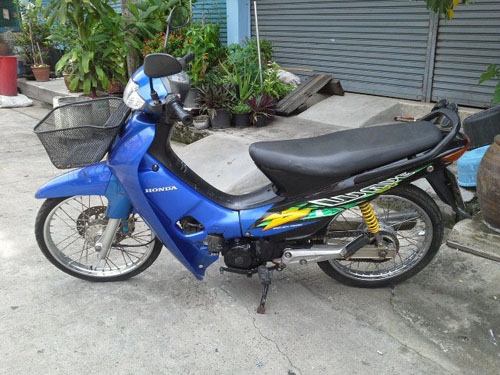 wave 100 ปี 47 สีน้ำเงิน รถบ้าน สภาพเดิม ลูกค้าเอามาเทิร์น ราคาเบาๆ เอกสารครบถ้วน