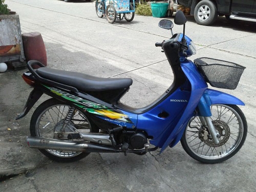 wave 100 ปี 47 สีน้ำเงิน รถบ้าน สภาพเดิม ลูกค้าเอามาเทิร์น ราคาเบาๆ เอกสารครบถ้วน