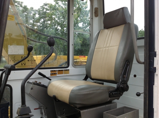 รถขุด PC60-5 เก่าญี่ปุ่น 6,xxx ชม. สภาพเยี่ยม เครื่องปั๊มดีมาก ต้องการไฟแนนซ์โทรมาคุยกันครับ www.tc-brothers.com