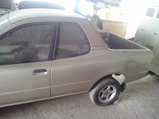 ขายnissan NV wingroad ปี 99 สภาพพร้อมใช้ 130000