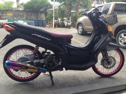 nouvo ตัวเก่า ปี 47 สีดำ รถสวยมาก แต่งเท่ห์สุดๆ เครื่องเดิมแน่นๆ ไม่มีควันขาว เฟืองไม่หอน เอกสารครบ ช้าอดนะจ๊ะ