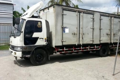 ขายหกล้อ FC4J สมอทอง เทอโบ อินเตอร์ 165 แรง ตู้สิบบาน ยาว 6 เมตร โทร 088-4501277