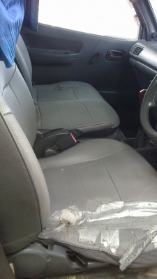 รถตู้หัวจรวด เครื่อง3.0 ปี2003