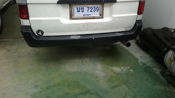 รถตู้หัวจรวด เครื่อง3.0 ปี2003