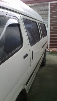 รถตู้หัวจรวด เครื่อง3.0 ปี2003