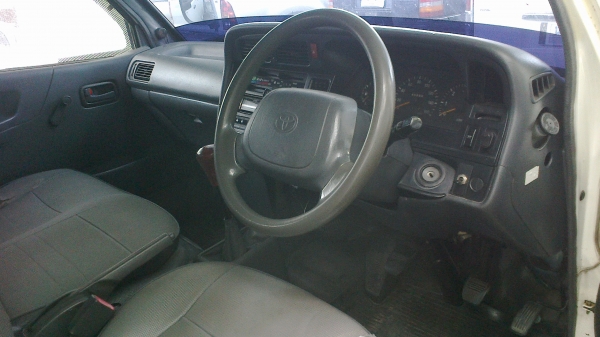 รถตู้หัวจรวด เครื่อง3.0 ปี2003