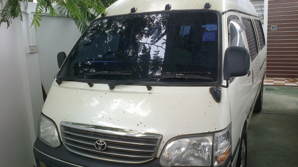 รถตู้หัวจรวด เครื่อง3.0 ปี2003