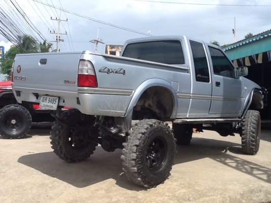 ขายคานแข็ง ISUZU DRAGON  POWER  RODEO  LS 3.0 4WD ปี2001