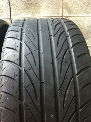 ยาง  245-45-17