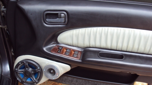 ขายด่วน NISSAN, CEFIRO a32เครื่องดีช่างล่างแน่นติดแก๊ส+น้ำมันแอร์เย็นราคาต่อรองได้นิตหน่อย