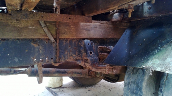 (จองแล้วจากจ.เพชรบูรณ์)6ล้อรั้วNPR115แรง เดิมๆ หัวเดิม เครื่องดี เกียร์ดี(ขายตามสภาพ) เอกสาร ม.79