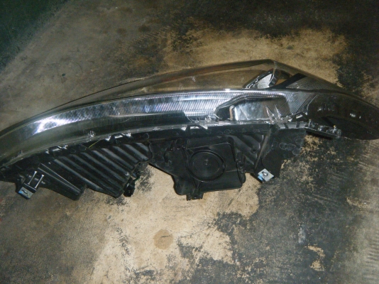 ขาย โคมไฟหน้า New Honda Accord 2012 ข้างซ้าย