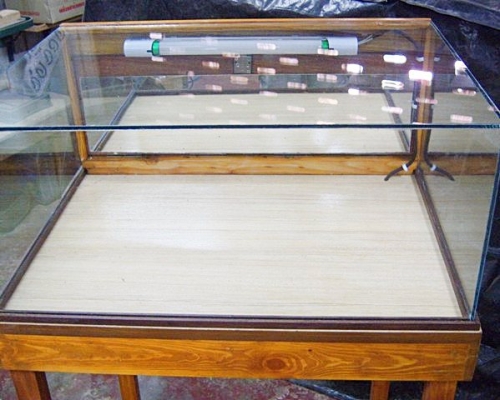 ขายตู้โชร์พระสภาพดี ราคาถูก อยู่จรัญ13 ติดต่อ 083-0005517