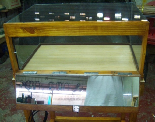 ขายตู้โชร์พระสภาพดี ราคาถูก อยู่จรัญ13 ติดต่อ 083-0005517