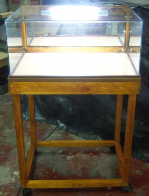 ขายตู้โชร์พระสภาพดี ราคาถูก อยู่จรัญ13 ติดต่อ 083-0005517