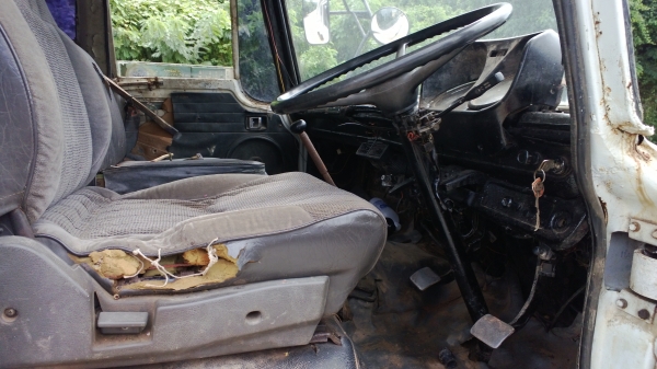 6ล้อHINO KR300ดั้มยาง9...150แรง หน้าลิง รถเดิมๆ พร้อมใช้ เล่มพร้อม.... 6ล้อHINO KR300ดั้มยาง9...150แรง หน้าลิง รถเดิมๆ พร้อมใช้ เล่มพร้อม....