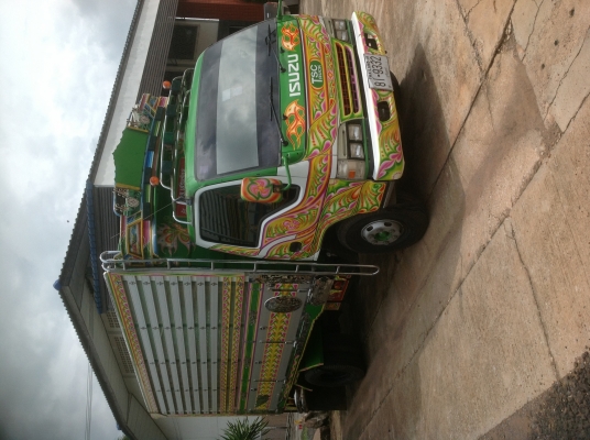 ขาย 6 ล้อ 120 แรง หัวการ์ตูน สวยมากครับ สนใจติดต่อ 0818628299