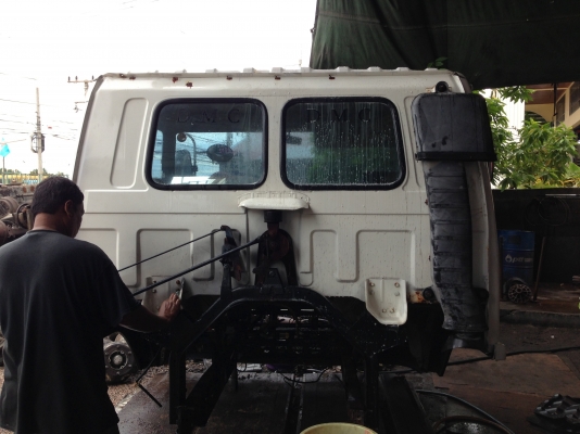 หัวเก๋ง ISUZU Rocky 175