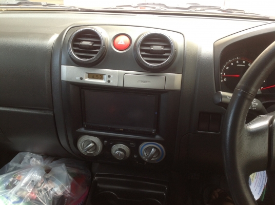 ขาย. D-max. Hi-Lander 2.5 ปี2011 ปลายปี มือ1 มือเดียว. รถสดมากครับ รถครูผู้หญิงใช้. ใช้งานน้อย  รุ่น SUPER. Titaniun กล้องหน้า-หลัก จากศูนย์