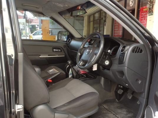 ขาย. D-max. Hi-Lander 2.5 ปี2011 ปลายปี มือ1 มือเดียว. รถสดมากครับ รถครูผู้หญิงใช้. ใช้งานน้อย  รุ่น SUPER. Titaniun กล้องหน้า-หลัก จากศูนย์