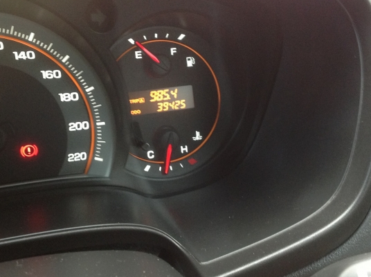 ขาย. D-max. Hi-Lander 2.5 ปี2011 ปลายปี มือ1 มือเดียว. รถสดมากครับ รถครูผู้หญิงใช้. ใช้งานน้อย  รุ่น SUPER. Titaniun กล้องหน้า-หลัก จากศูนย์