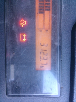 ขายรถฟอร์คลีฟท์ TOYOTA 8FD25 เสา4เมตร ดีเซลออโต้ปี2007,3123 ชม.สภาพดีมากๆ รถนอกนำเข้า ติดต่อมานะ 085-9049669