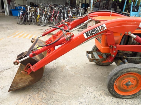รถแทรคเตอร์ KUBOTA L2200 พร้อมบุ๊งกี๋ มือสองญี่ปุ่นแท้ๆ นำเข้าโดยตรงจากผู้นำเข้า รถแทรคเตอร์ KUBOTA L2200 พร้อมบุ๊งกี๋ มือสองญี่ปุ่นแท้ๆ นำเข้าโดยตรงจากผู้นำเข้า