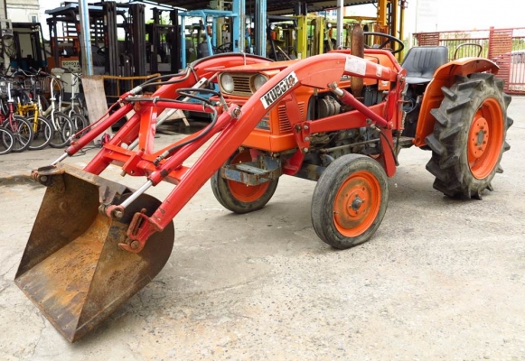 รถแทรคเตอร์ KUBOTA L2200 พร้อมบุ๊งกี๋ มือสองญี่ปุ่นแท้ๆ นำเข้าโดยตรงจากผู้นำเข้า