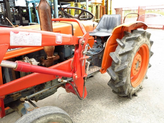 รถแทรคเตอร์ KUBOTA L2200 พร้อมบุ๊งกี๋ มือสองญี่ปุ่นแท้ๆ นำเข้าโดยตรงจากผู้นำเข้า รถแทรคเตอร์ KUBOTA L2200 พร้อมบุ๊งกี๋ มือสองญี่ปุ่นแท้ๆ นำเข้าโดยตรงจากผู้นำเข้า