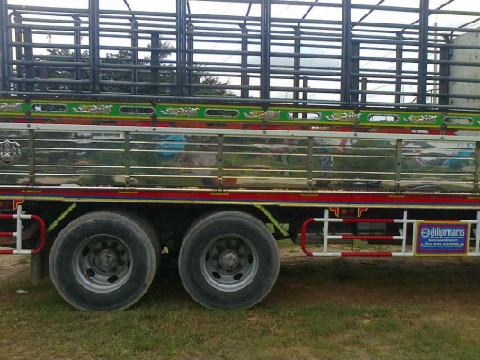 10ล้อเพลาเดียวรถล่อง ISUZU FVM230ปี51 กระบะหุ้มเลสสวยมากไม่มีที่่ติ